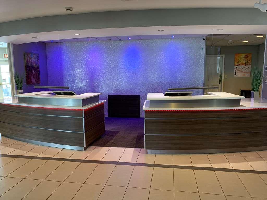 Worthington Hotel